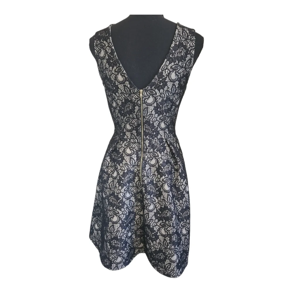 UNBRANDED sleeveless fit & flare lace mini dress cream black size small - Picture 2 of 6